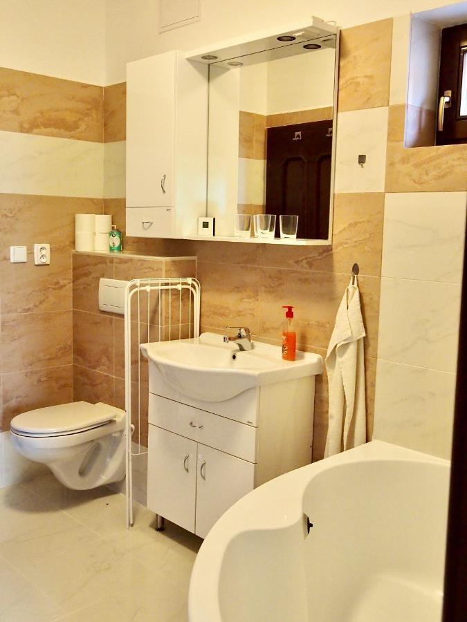 Apartman Nesyt Sedlec  Buitenkant foto