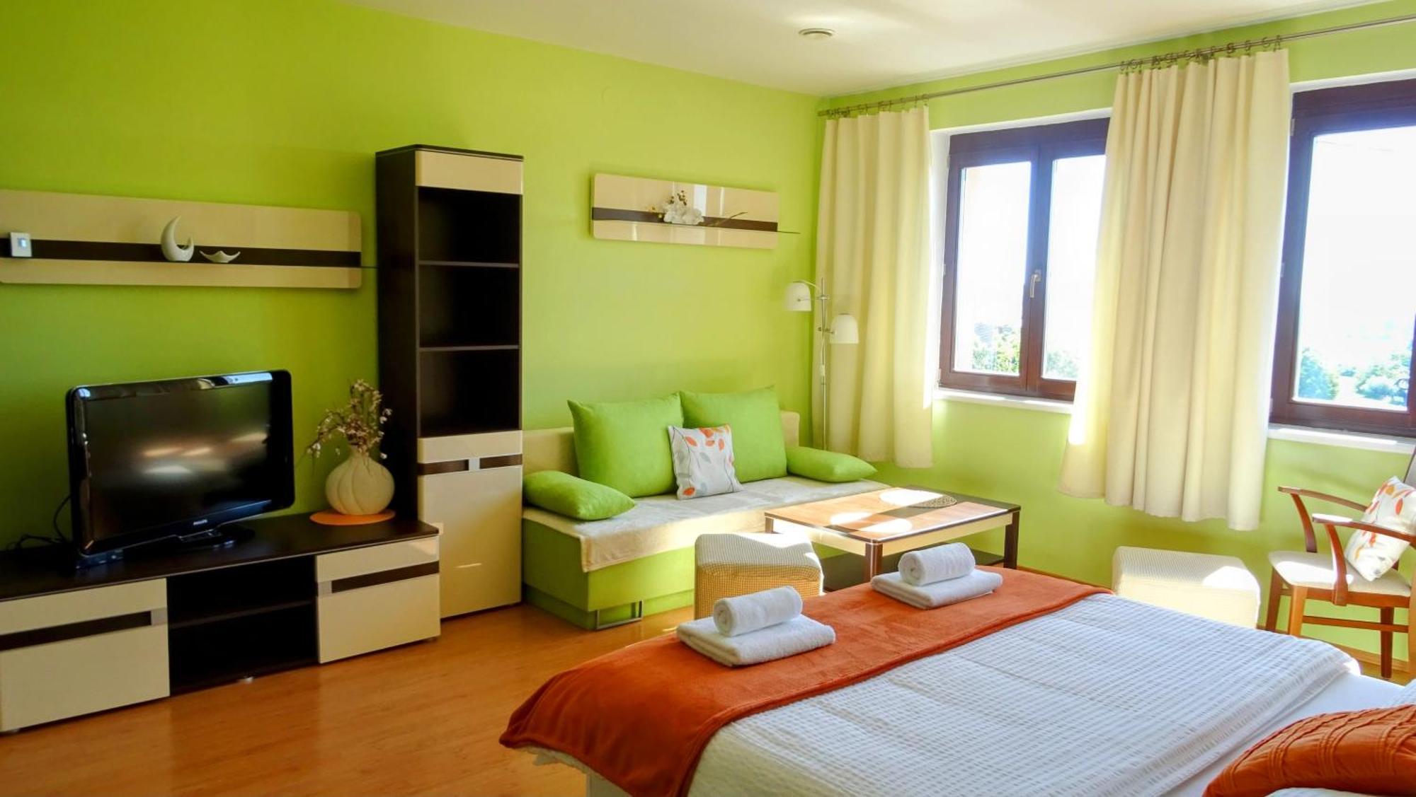 Apartman Nesyt Sedlec  Buitenkant foto